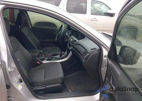 2015 Honda Accord Lx из США, поврежденный, VIN 1HGCR2F38FA137725